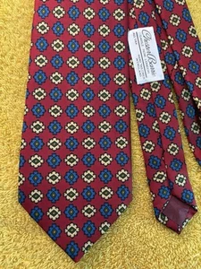 Corbata Chester Barrie roja con estampado de foulard de seda hecha en Inglaterra 3 7/8" W x 59" L nueva sin etiquetas - Imagen 1 de 11