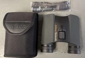 Binoculares Nikon Trailblazer 10×25 6,5 WF IMPERMEABLES con estuche - Imagen 1 de 5