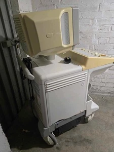 Ultraschallgerät Logiq 400 - Bild 1 von 5