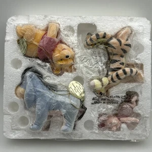 Bradford Exchange Winnie Puuh Weihnachtsschmuck Umarmung Set selten Disney nicht mehr produziert - Bild 1 von 7