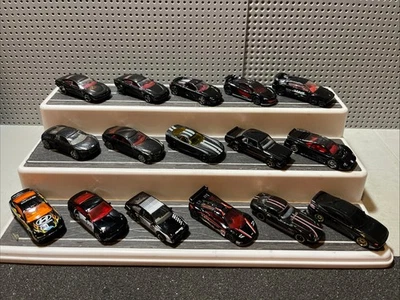 LOTE DE 16 MODELOS DE COCHES EXÓTICOS Y DEPORTIVOS HOT WHEELS MATCHBOX EXCELENTE ESTADO. Foto 1 de 4