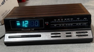 Radio Reloj Despertador Realistic Chronomatic 268 Modelo 12-1578 Foto 1 de 4