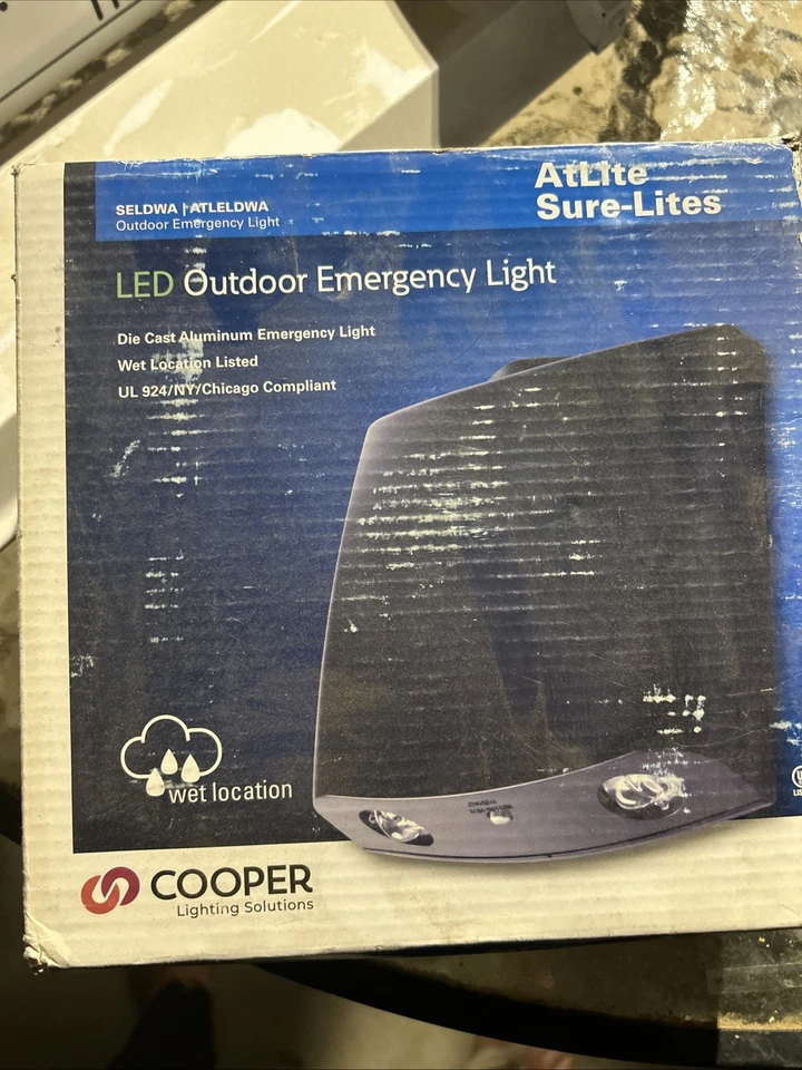 LED Outdoor Emergency Light - Image 1 of 1