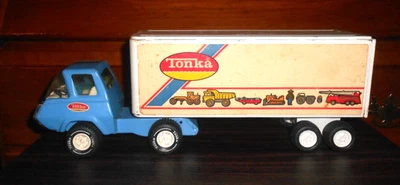 Remolque tractor Tonka vintage semi azul y blanco años 70 16” acero prensado. Foto 1 de 4