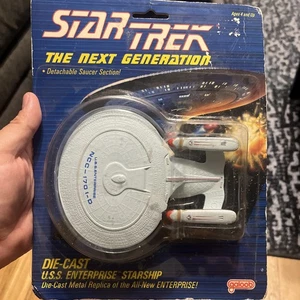 Star Trek Next Generation Vintage Galoob Die Cast U.S.S. Enterprise Starship NIP - Picture 1 of 9