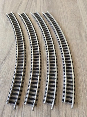4 X Fleischmann N Guage 9125 Profi Track Curves 2nd Radius 225.6mm   - Image 1 of 3