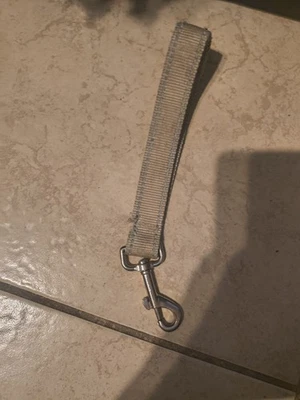 Correa corta reflectante gris para tráfico Foto 1 de 4