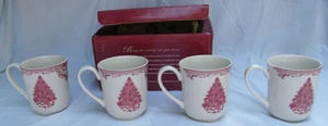 4 tazas/tazas Johnson Bros Old Britain Castles rosa árbol de Navidad 7 oz NUEVO en caja - Imagen 1 de 6