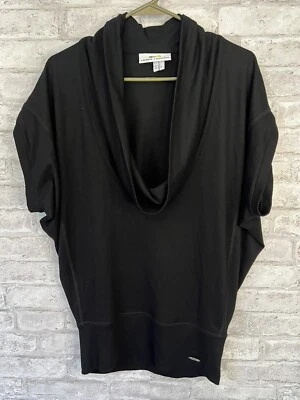 Suéter cuello capucha negro Lacoste + Malandrino para mujer talla pequeña Foto 1 de 4