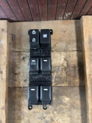 Interruptor de puerta de ventana principal deportivo Kia Forte 2014-18 OEM 93571A7000 Foto 1 de 3