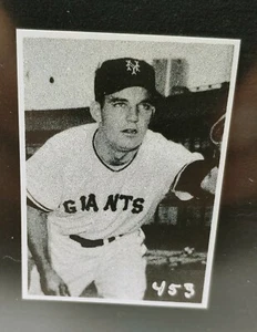 Raw 1955 All American Sports Club Baseball Bobby Hofman #453 Hand Cut - Picture 1 of 2