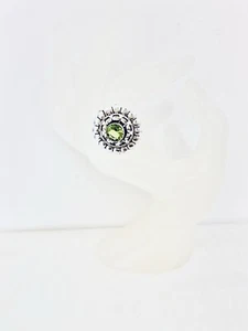 Peridot & Silver Plated "Daisy Ring" UK Size N US Size 7 Gemstone Jewellery - Picture 1 of 3