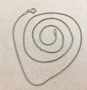 Sterling Silber .925 ~ 0,8 mm breite Schlangenkette 18" Halskette - Bild 1 von 4