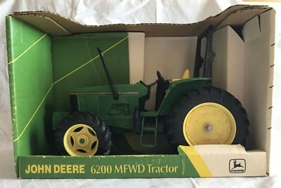  Tractor Ertl John Deere 6200 MFWD escala 1/16 réplica fundida a presión 5667 EE. UU. De colección 1993 Foto 1 de 4