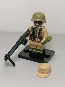 WW2 German Afrika K minifigure - Imagen 1 de 2