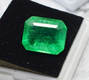 Smeraldo verde naturale colombiano impeccabile 18,50 CT in pietra preziosa sfusa taglio smeraldo - Foto 1 di 6