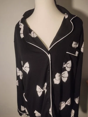 Kate Spade 黑色 LS 睡衣上衣带白色蝴蝶结印花 L 码口袋礼物假日 — 第 1/4 张图片