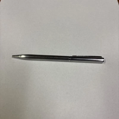 Bolígrafo Ronson vintage plateado hecho en Japón Foto 1 de 4