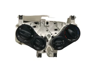 Blocco COMANDO CLIMA FORD KA II SERIE Anno 2008-2015(2012)usato - Foto 1 di 6