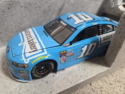 Danica Patrick 10 Nature's Bakery 2017 1/24 Lionel Nascar diecast 1/1357 Foto 1 de 4