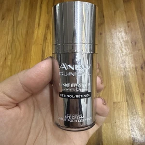 Isa Knox Anew Gomma Linea Clinica con Trattamento al Retinolo - Foto 1 di 5
