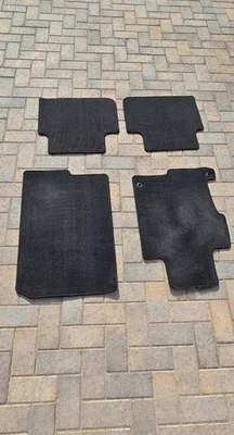Juego de 4 alfombrillas Honda Accord 4 puertas OEM 2013 2014 2015 2016 2017 Foto 1 de 4