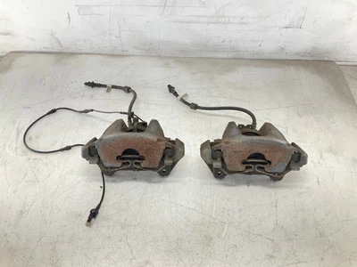 Pinza de freno delantera izquierda y derecha Jaguar XE 17-19 AWD fabricante de equipos originales Foto 1 de 4