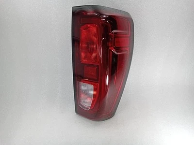 Luz trasera incandescente SRW 85727854 2024-2025 GM Sierra 2500 3500 12449 Foto 1 de 4