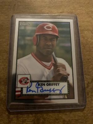 KEN GRIFFEY 2021 TOPPS CHROME PLATINUM ANNIVERSARY ON CARD AUTO CINCINNATI REDS - Image 1 of 2