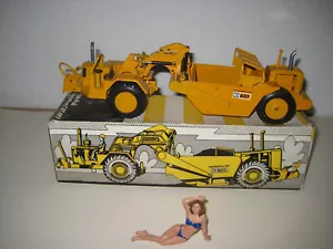 LLANTAS METÁLICAS CATERPILLAR 627 P&P SCRAPER PACMAN LOGO #127.3 NZG 1:50 EMBALAJE ORIGINAL - Imagen 1 de 6