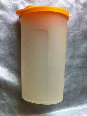 Tupperware Ölprinz Schlemmerkännchen milchkännchen kanne gelb Ölkännchen ölkanne - Bild 1 von 4