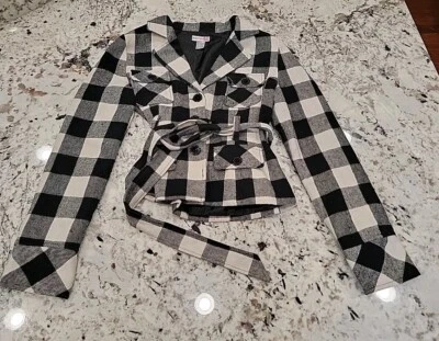 Chaqueta Body Central a Cuadros Blanco y Negro con Corbata Alrededor Cinturón Talla S Foto 1 de 4