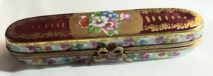 Scatola porta aghi vittoriana vintage Limoges chiusura fiocco floreale dipinta a mano oro - Foto 1 di 7