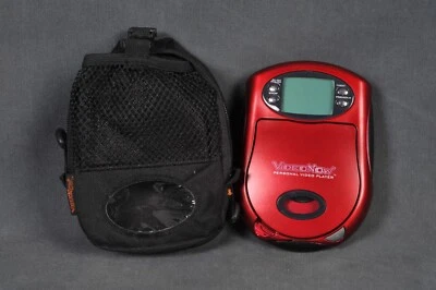 Персональный видеоплеер Hasbro VideoNow 2003 красный с чехлом воспроизводит PVD черно-белый - Изображение 1 из 4