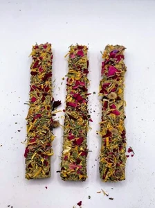 3 Pack Hay Bar Sticks - Timothy Molars Treats For Rabbits, Hamsters, Guinea Pigs - Picture 1 of 6