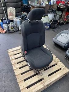2010-2014 NISSAN JUKE MK1 FRONT LEFT SIDE NS PASSENGER SEAT (AJ-36) - Picture 1 of 7