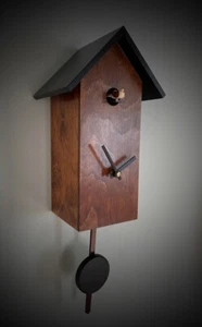 Moderne Kuckucksuhr Wanduhr Holz braun schwarz  Quarz Nachtabschaltung neu - Bild 1 von 3