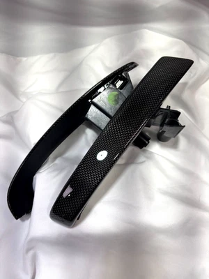 Manija de agarre de puerta interior en par de fibra de carbono Foto 1 de 4