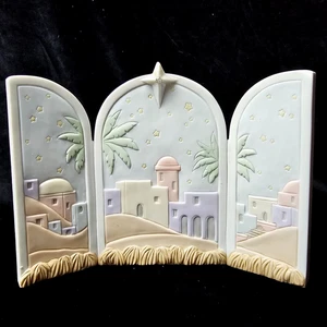 RARE Precious Moments Nativity Backdrop Standard Mini 2008 Christmas Bethlehem - Picture 1 of 13