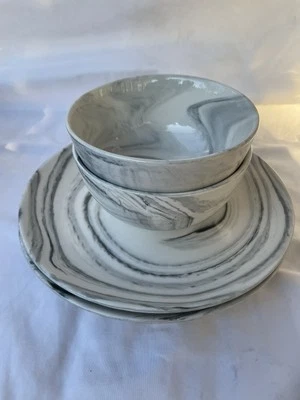 Juego de 4 platos y cuencos de ensalada con diseño de mármol gris y blanco Sango usados en excelente estado Foto 1 de 4