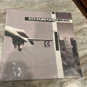 SCORPIONS LP CRAZY WORLD 2019 	Mercury – 00602577830822 NM/NM - Bild 1 von 3