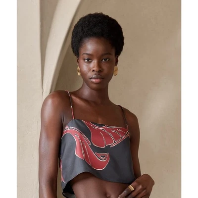 Regata Banana Republic preta Arabella seda floral cropped vermelha floral Vacay XS - Imagem 1 de 4