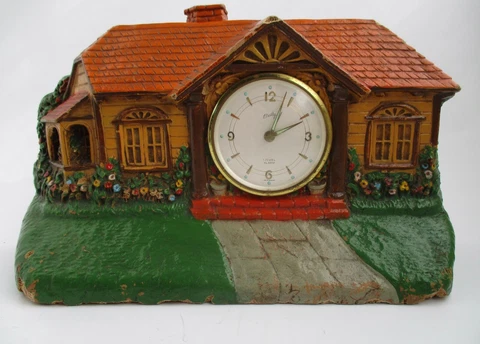 VTG Bungalow The Deluxe Clock Co N Y  BRADLEY TIME Alarm Clock Made in Germany Cover