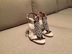 Dries Van Noten Silver Beaded Embellished Ivory Leather Sandals Size 38 RARE - Picture 1 of 10