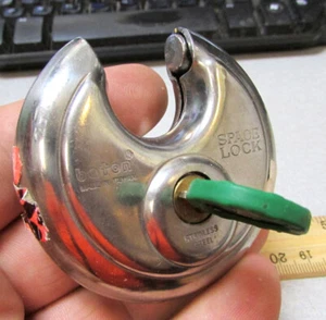 Working Baton Marke Fahrradschloss mit Schlüssel, Space Lock, mit 2 Aufklebern an den Seiten - Bild 1 von 5
