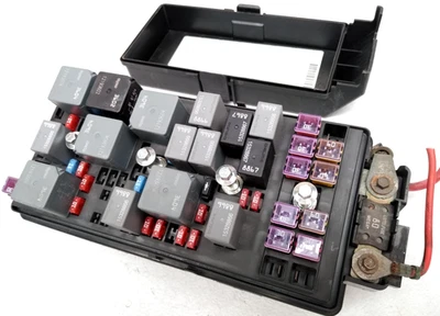 22731137 Pontiac 2005 G6 bahía de motor caja de fusibles relé bloque de conexiones OEM E64 Foto 1 de 4