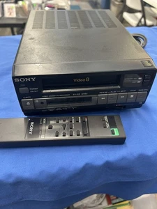 Sony EV-C3 Video8 Compact 8mm Player Recorder POWERS ON As Is W/ Rmt-450 Remote - Picture 1 of 9