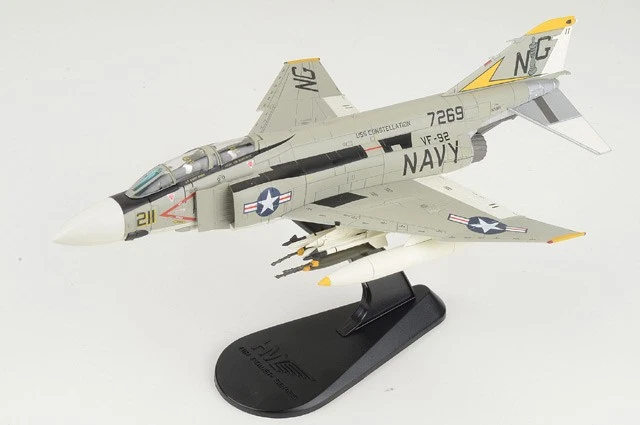 HA19033 Hobby Master F-4J Phantom II 1/72 Modelo Cometa Plateada 211 USN VF-92 Foto 1 de 2