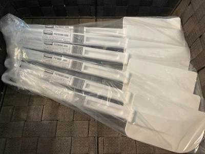 6 Rubbermaid Commercial Cold Baking Cooking Spatula 13-1/2’’ White FG1905000000 - Image 1 of 4