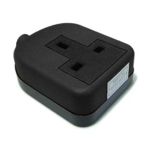 Connettore di Alimentazione UK Rete Ricaricabile Femmina Presa 13 Amp Nero - Foto 1 di 2